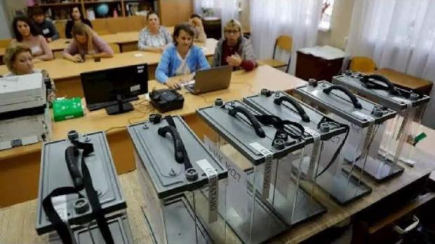 الإعلان عن النتائج الأولية لاستفتاءات الانضمام لروسيا في المقاطعات المستقلة عن أوكرانيا